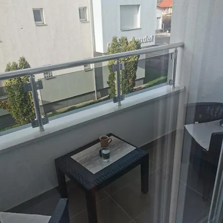 Διαμέρισμα Tri Srca *