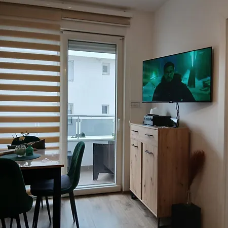 Διαμέρισμα Tri Srca