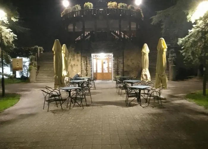 Tri Srca Баня-Ковиляча